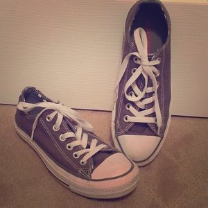 Women’s Gray Converse Sz 7